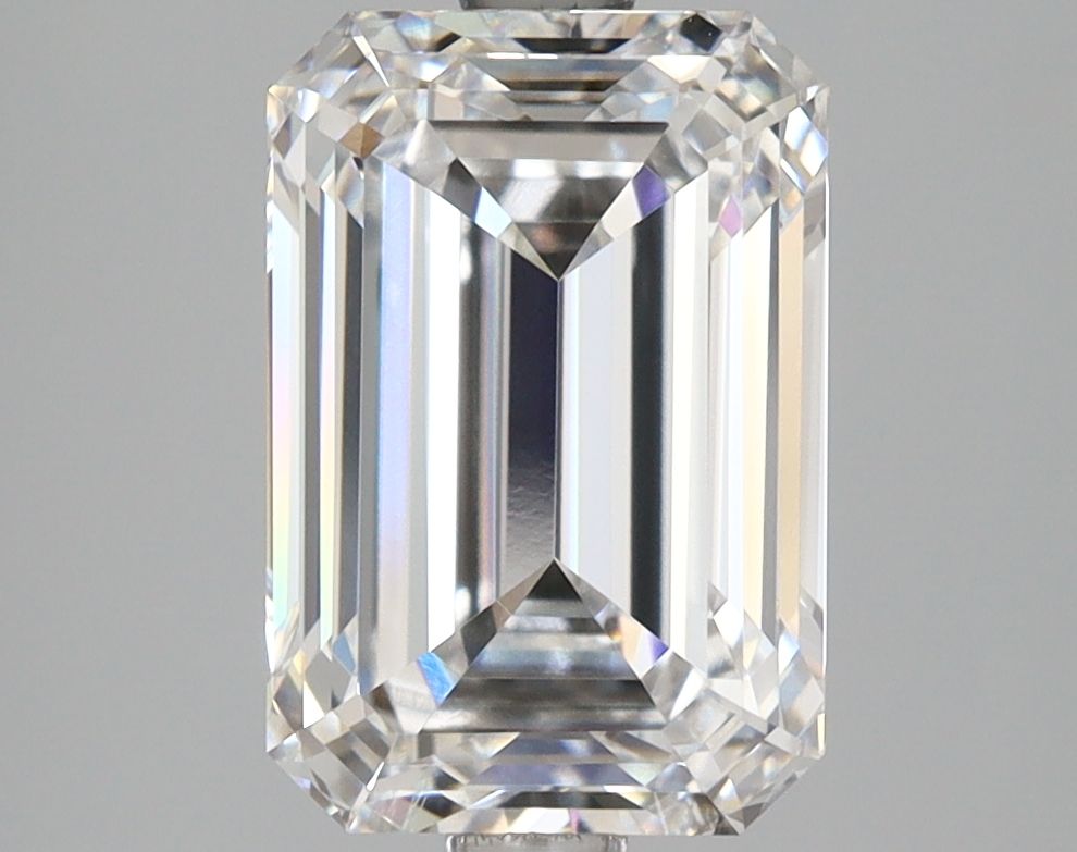 3.55 ct. emerald Lab Grown Diamond front image