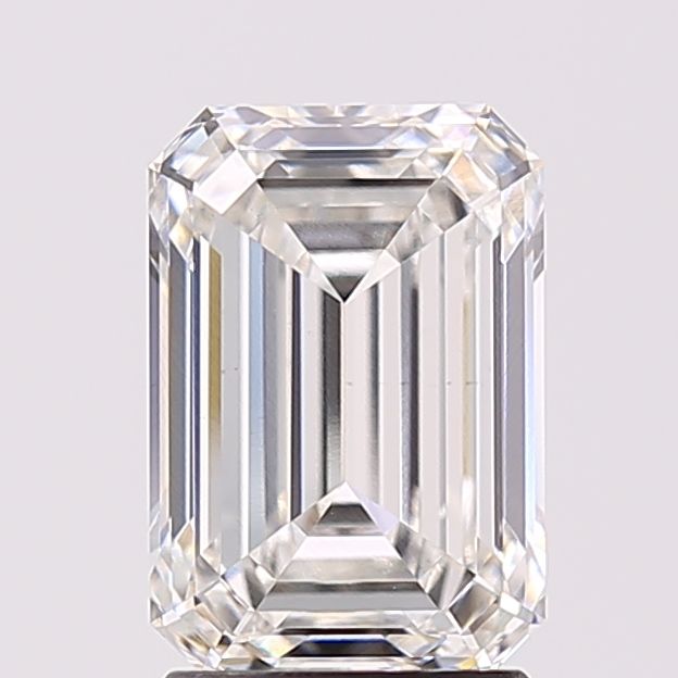 2.57 ct Emerald diamond