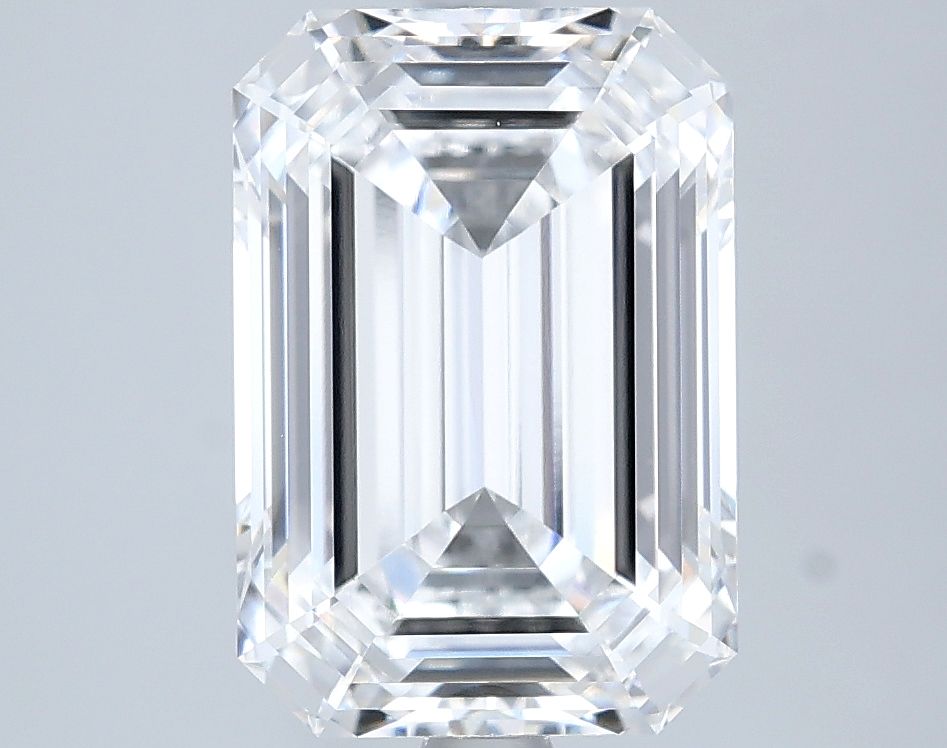 3.80 ct. emerald Lab Grown Diamond front image