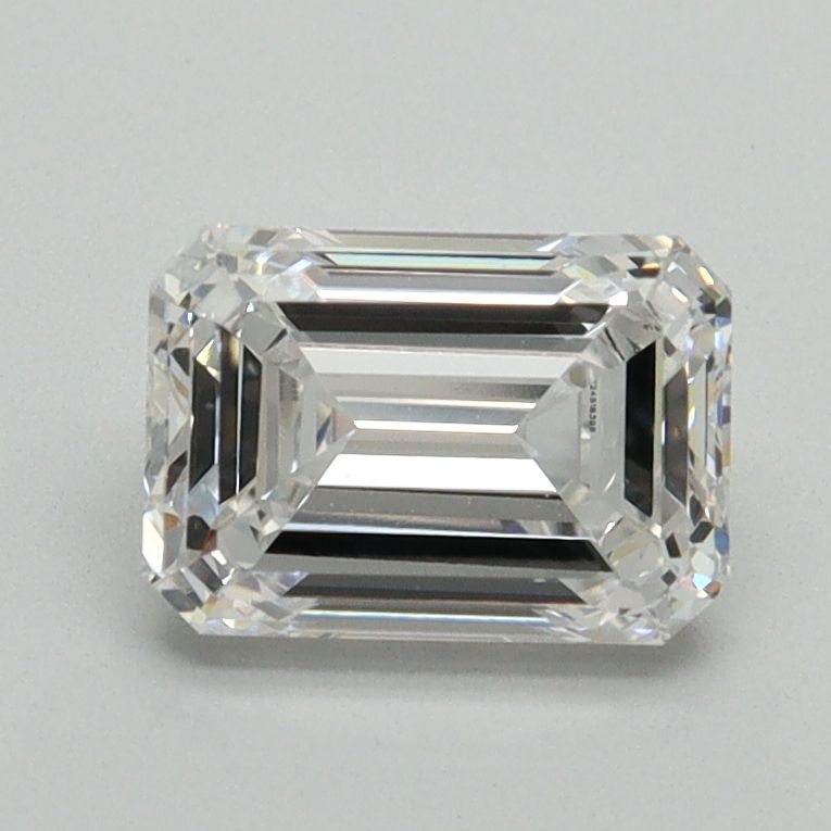 1.36 ct. emerald Lab Grown Diamond front image