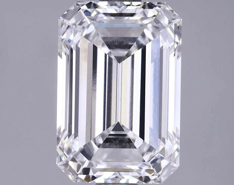 2.22 ct. emerald Lab Grown Diamond front image