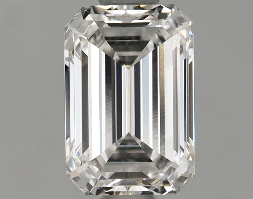 1.06 ct. emerald Lab Grown Diamond front image