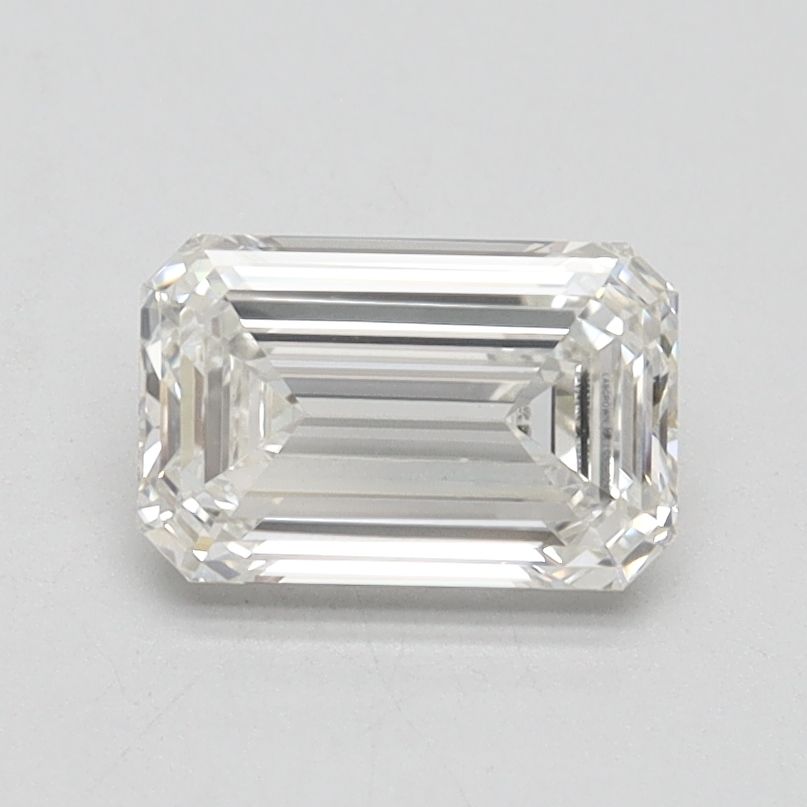1.05 ct. emerald Lab Grown Diamond front image