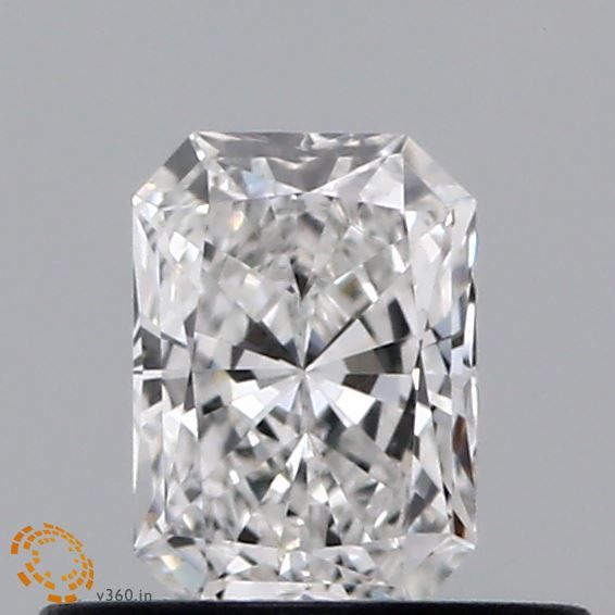 0.37 ct lab-grown Radiant Diamond