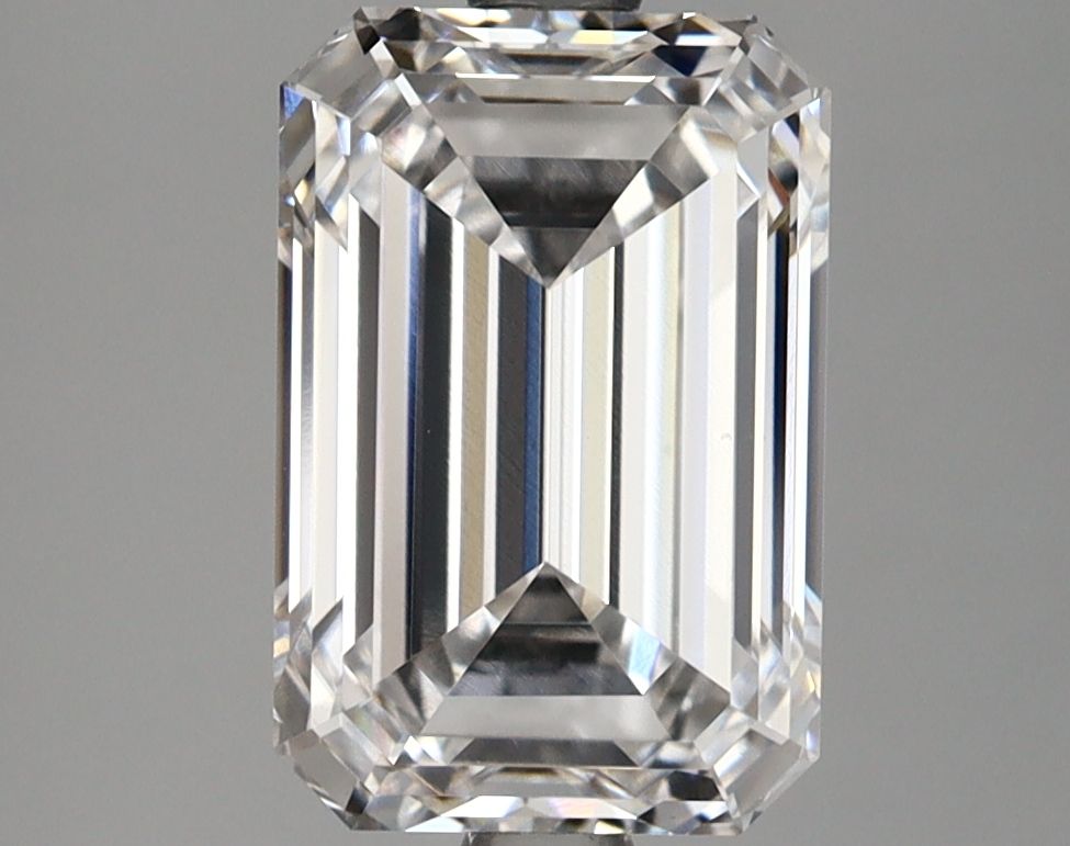 3.14 ct. emerald Lab Grown Diamond front image