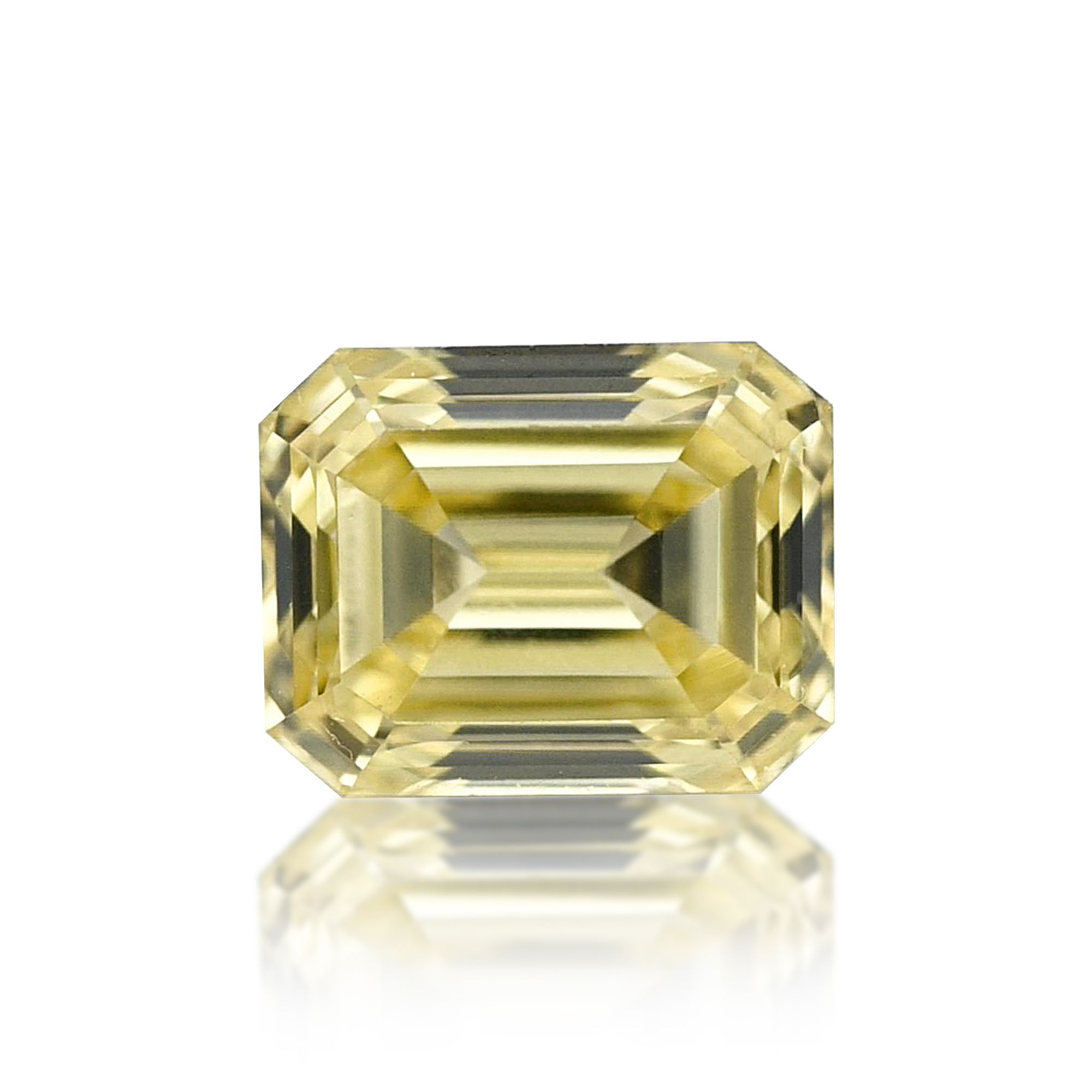 0.35ct Emerald diamond