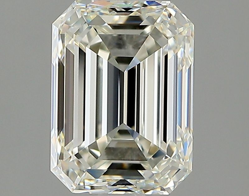 2.03 ct Emerald diamond