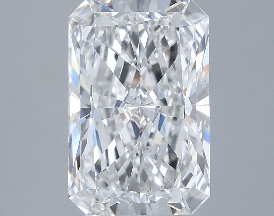 3.08 ct. radiant Lab Grown Diamond front image