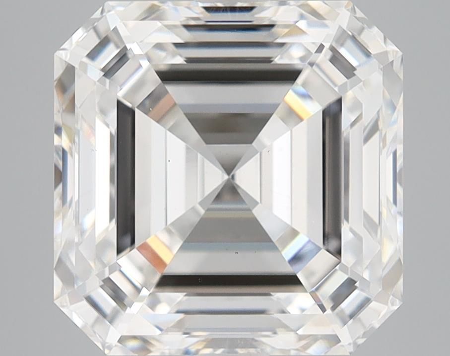 5.59 ct lab-grown Square emerald Diamond
