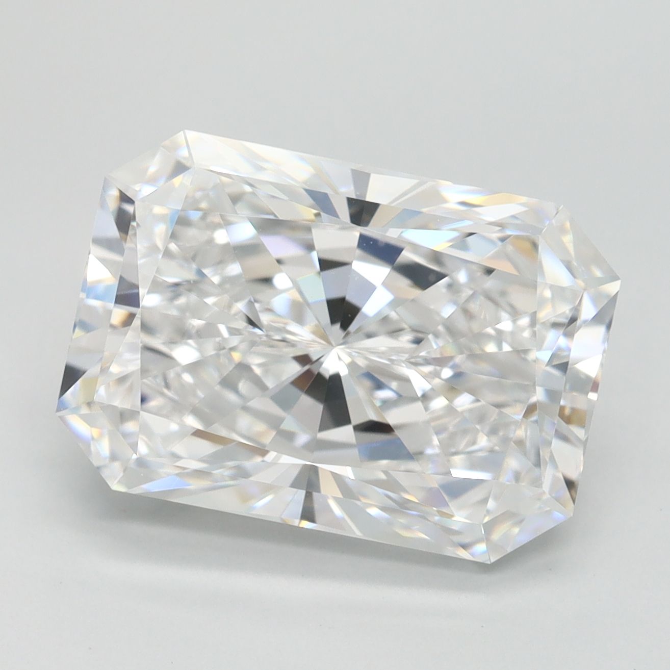 5.10 ct. radiant Lab Grown Diamond front image