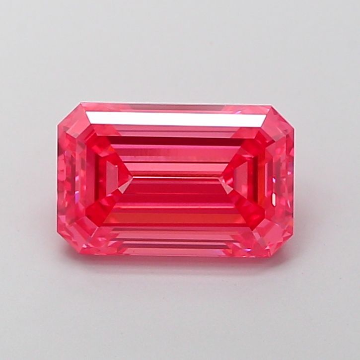 3.08 ct Emerald diamond