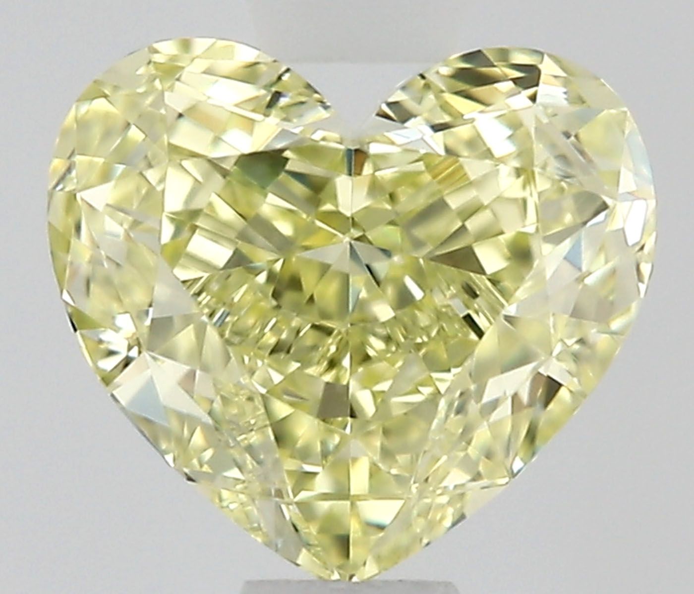 Diament 0.72 ct Fancy Light Yellow/IF