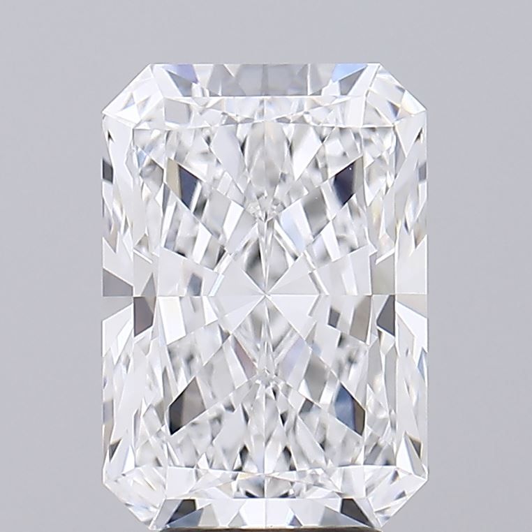 0.42 ct lab-grown Radiant Diamond