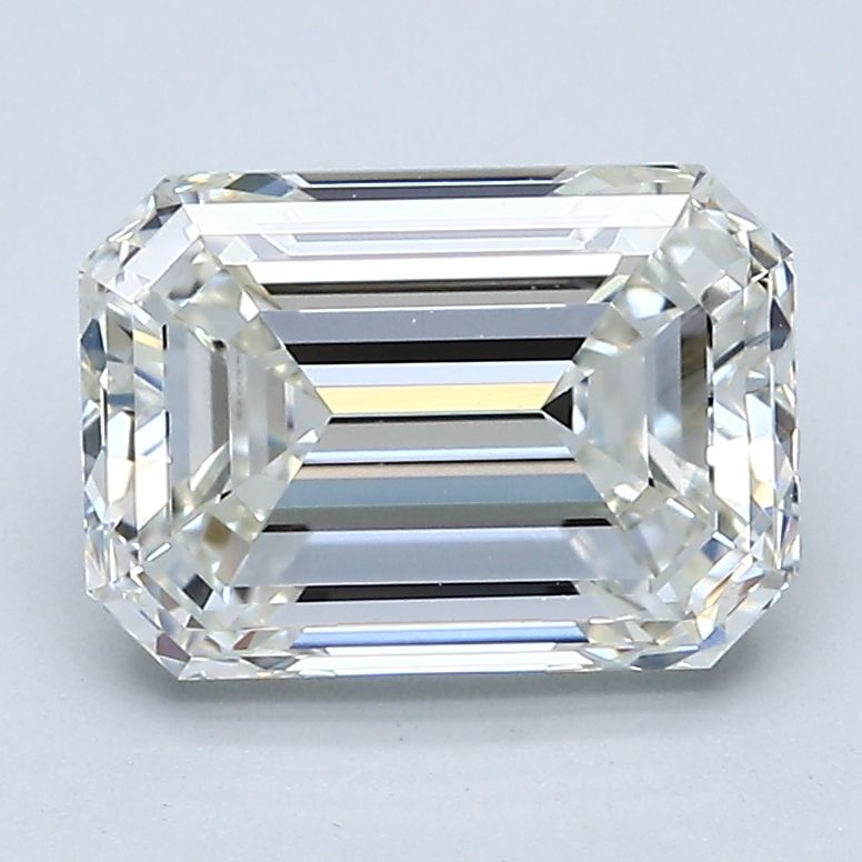 3.01 ct Emerald diamond
