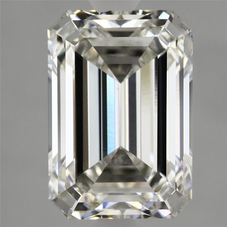 3.02 ct Emerald diamond