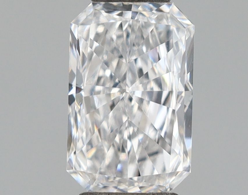 0.44 ct lab-grown Radiant Diamond