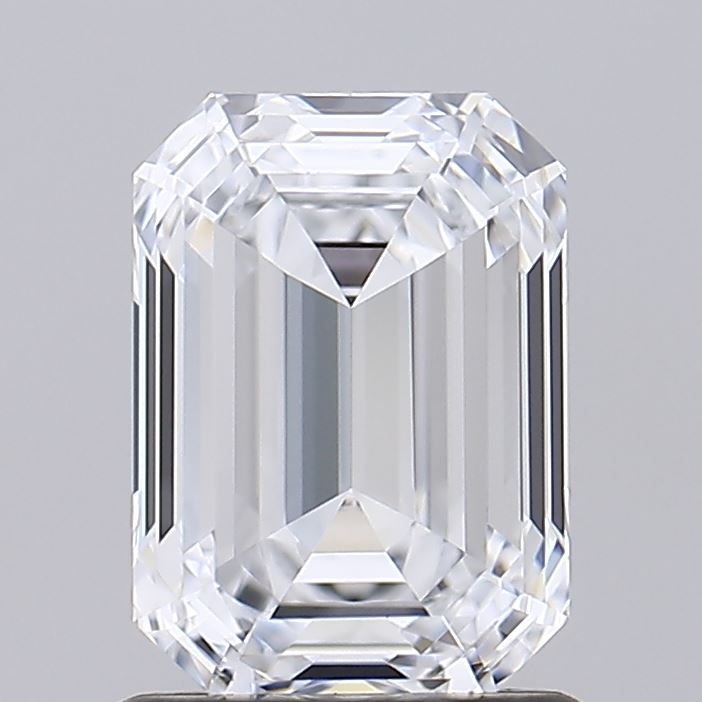 1.55 ct. emerald Lab Grown Diamond front image