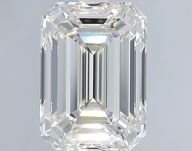 1.70 ct Emerald diamond