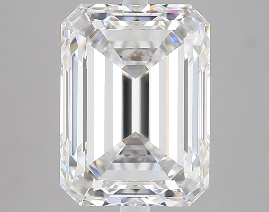 5.53 ct. emerald Lab Grown Diamond front image