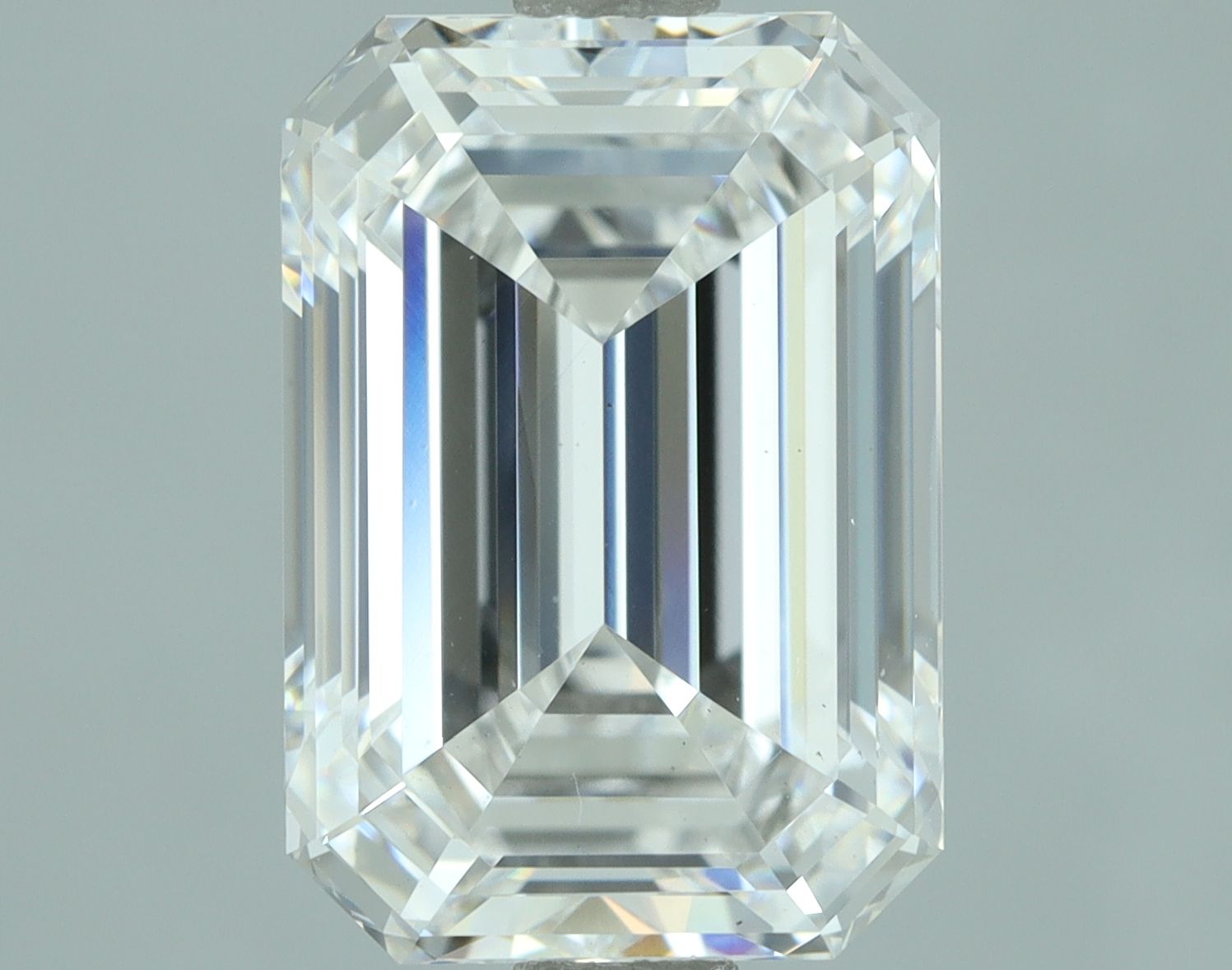 3.10 ct. emerald Lab Grown Diamond front image