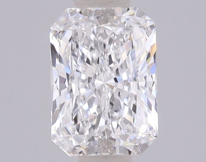 0.75 ct. radiant Lab Grown Diamond front image