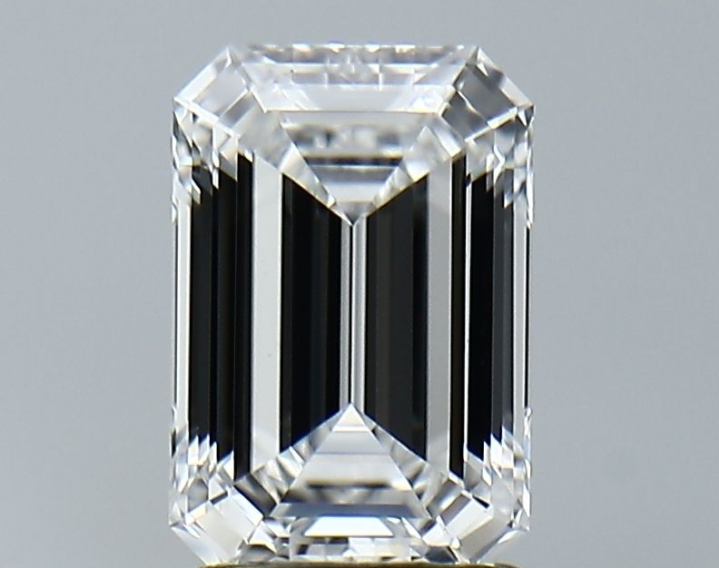 1.85 ct. emerald Lab Grown Diamond front image