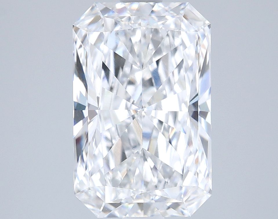 2.73 ct. radiant Lab Grown Diamond front image