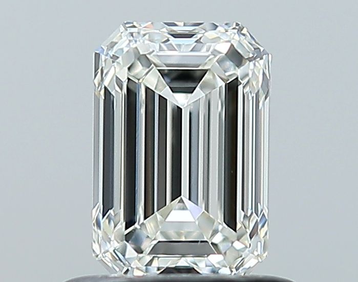 0.80 ct Emerald diamond