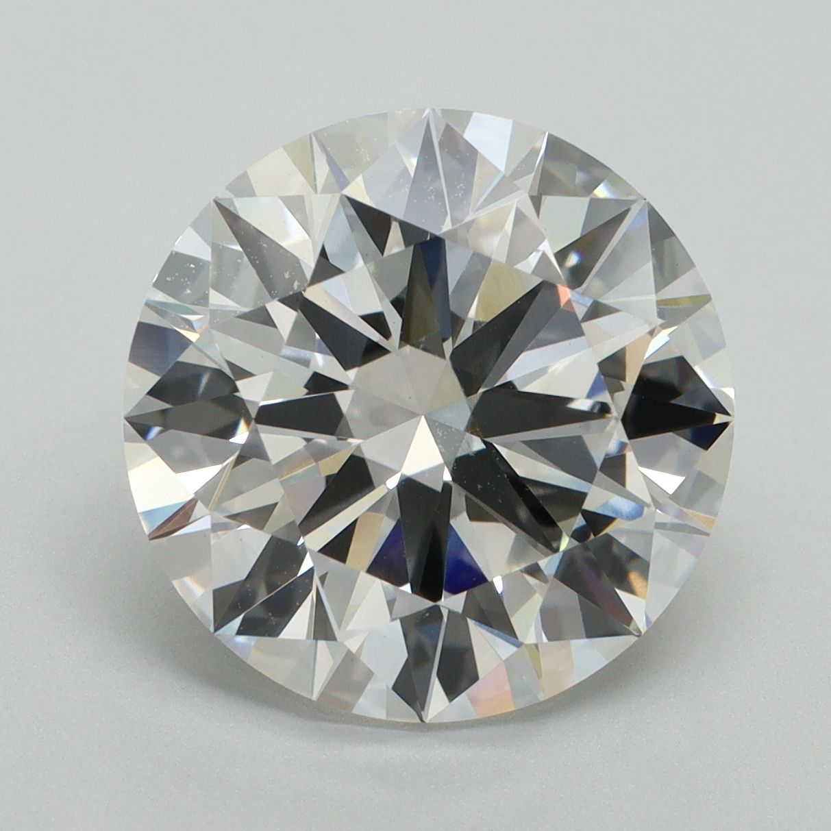 6.04 ct. round Lab Grown Diamond front image