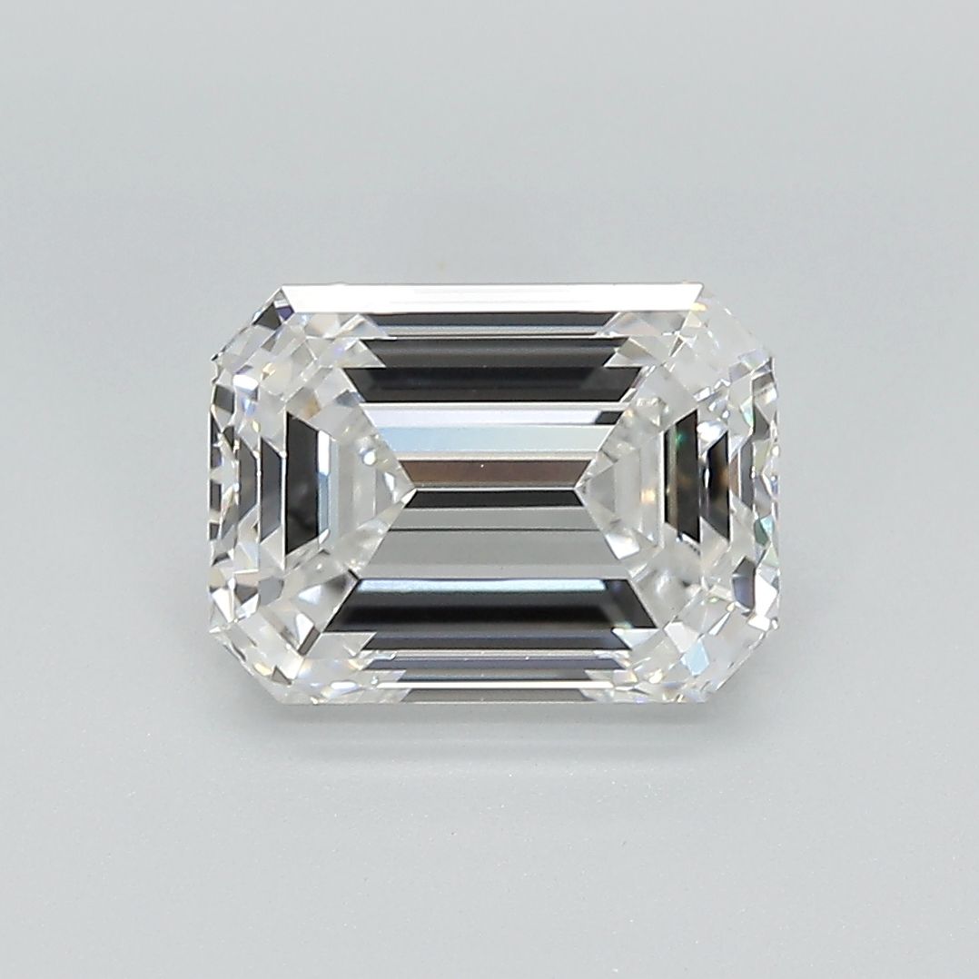 1.70 ct. emerald Lab Grown Diamond front image