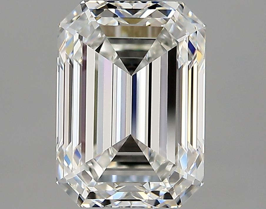 2.01 ct Emerald diamond