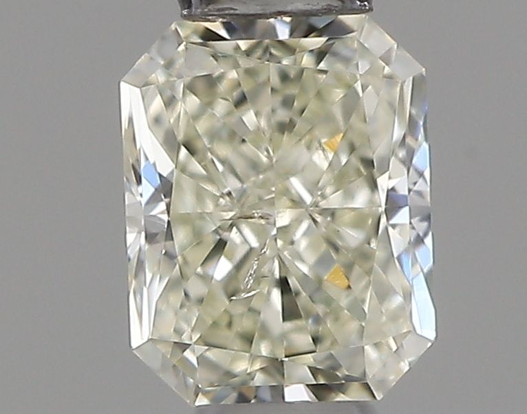 0.32ct Radiant diamond