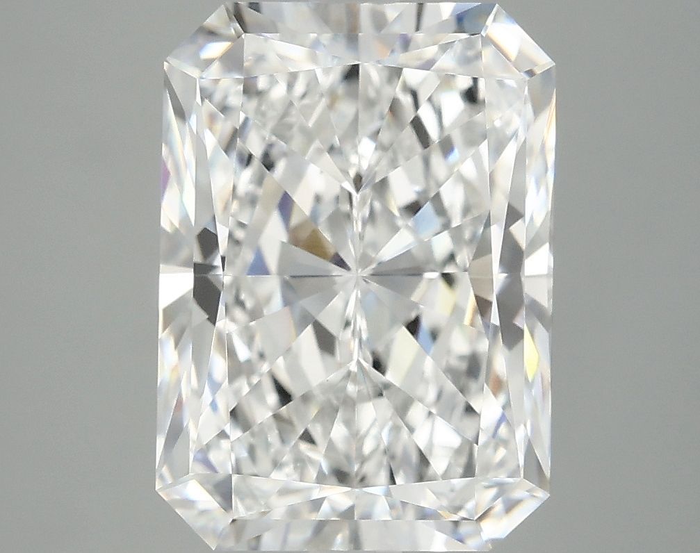 4.77 ct. radiant Lab Grown Diamond front image