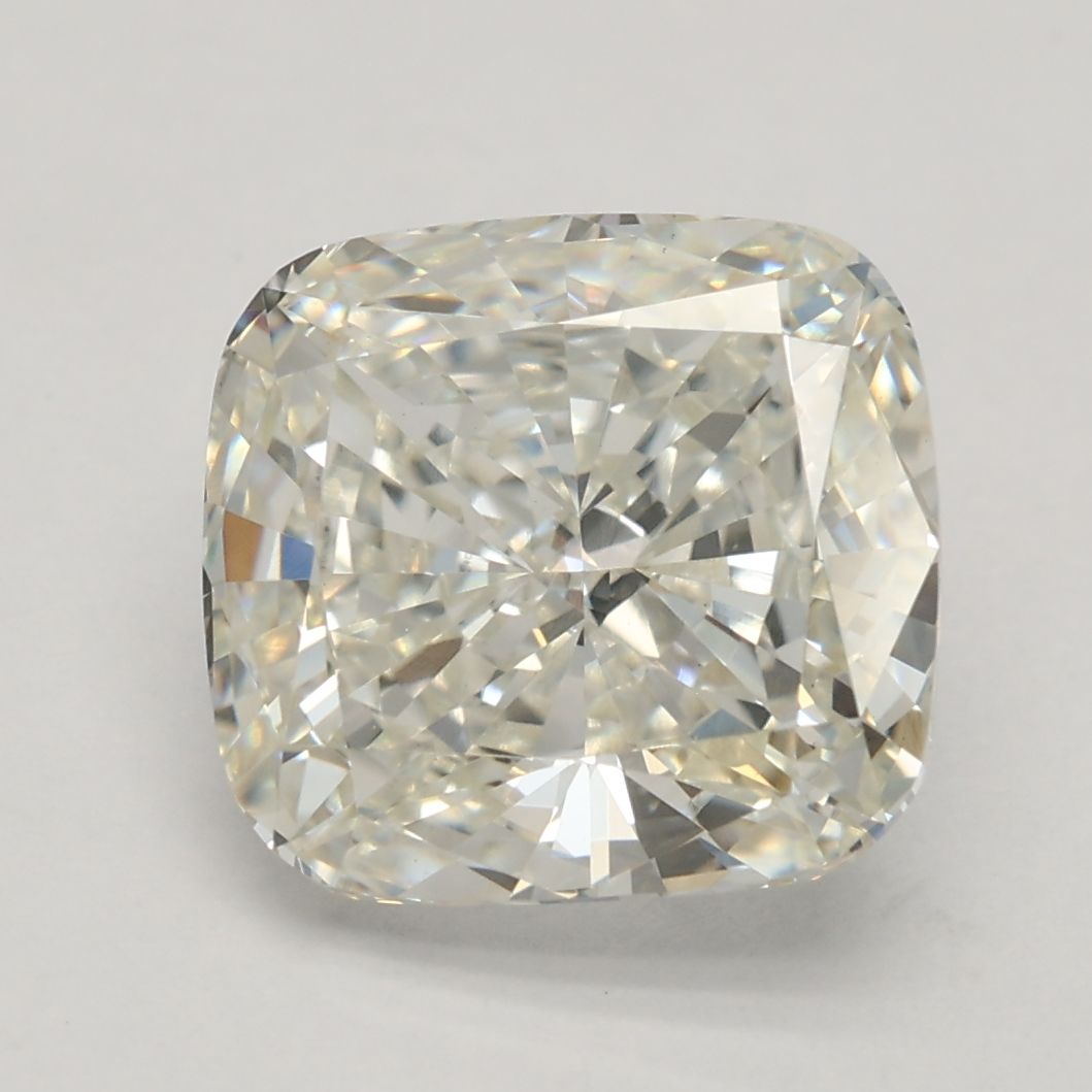3.03 ct Cushion Brilliant diamond