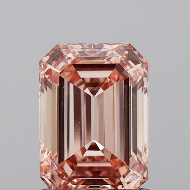 1.10 ct Emerald diamond