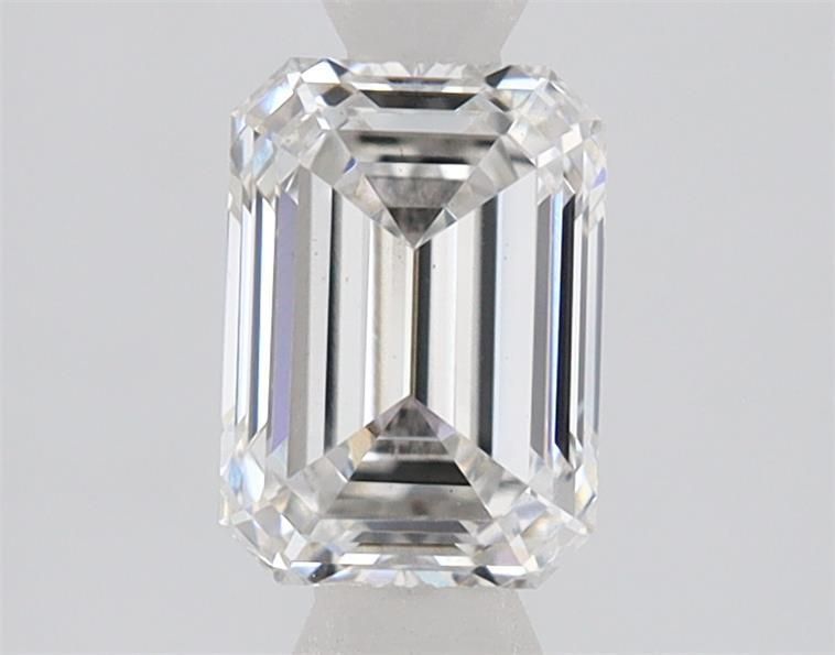 1.06 ct Emerald diamond