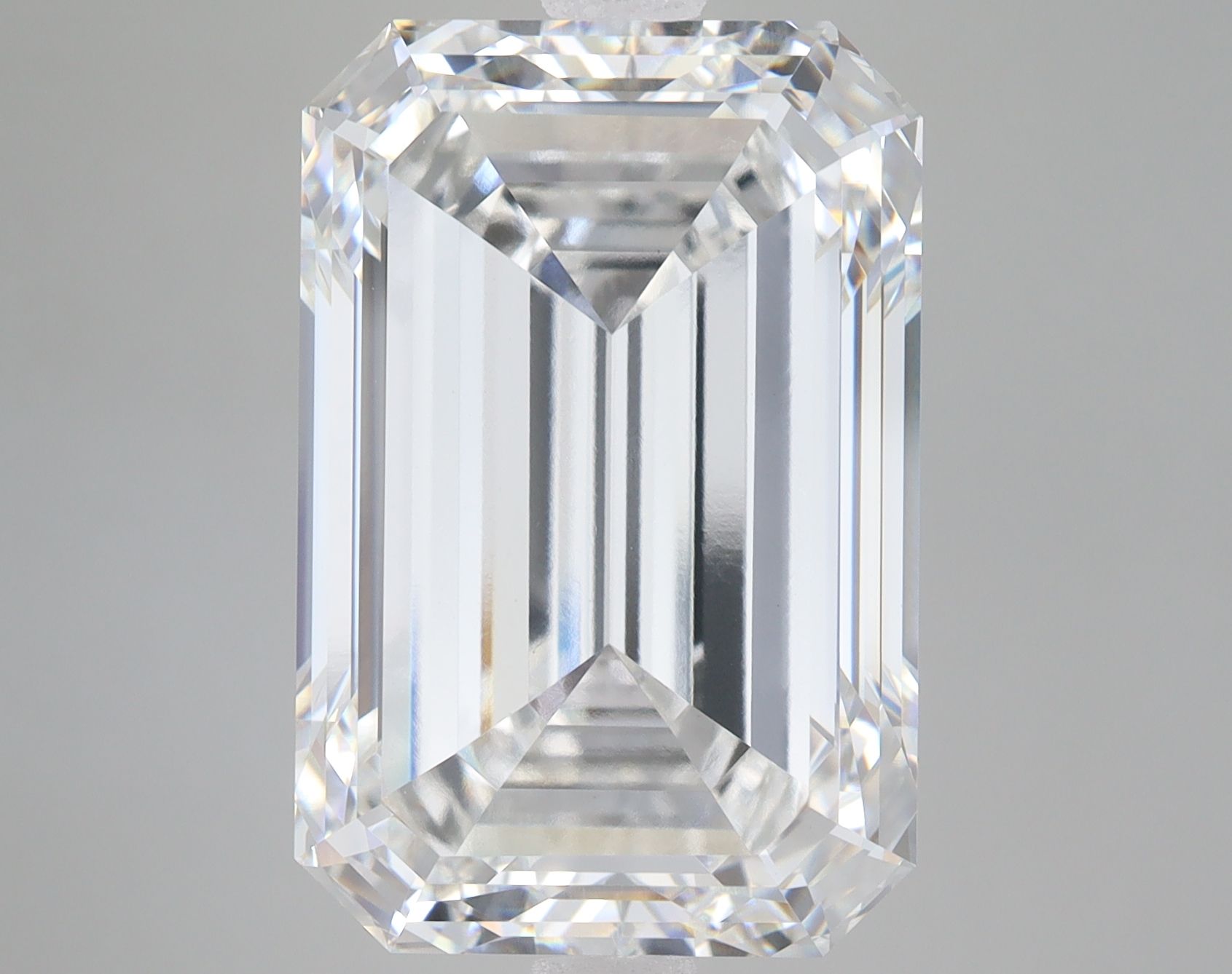 16.49 ct. emerald Lab Grown Diamond front image