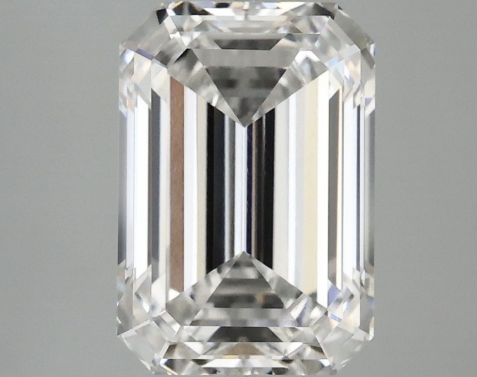 4.10 ct. emerald Lab Grown Diamond front image