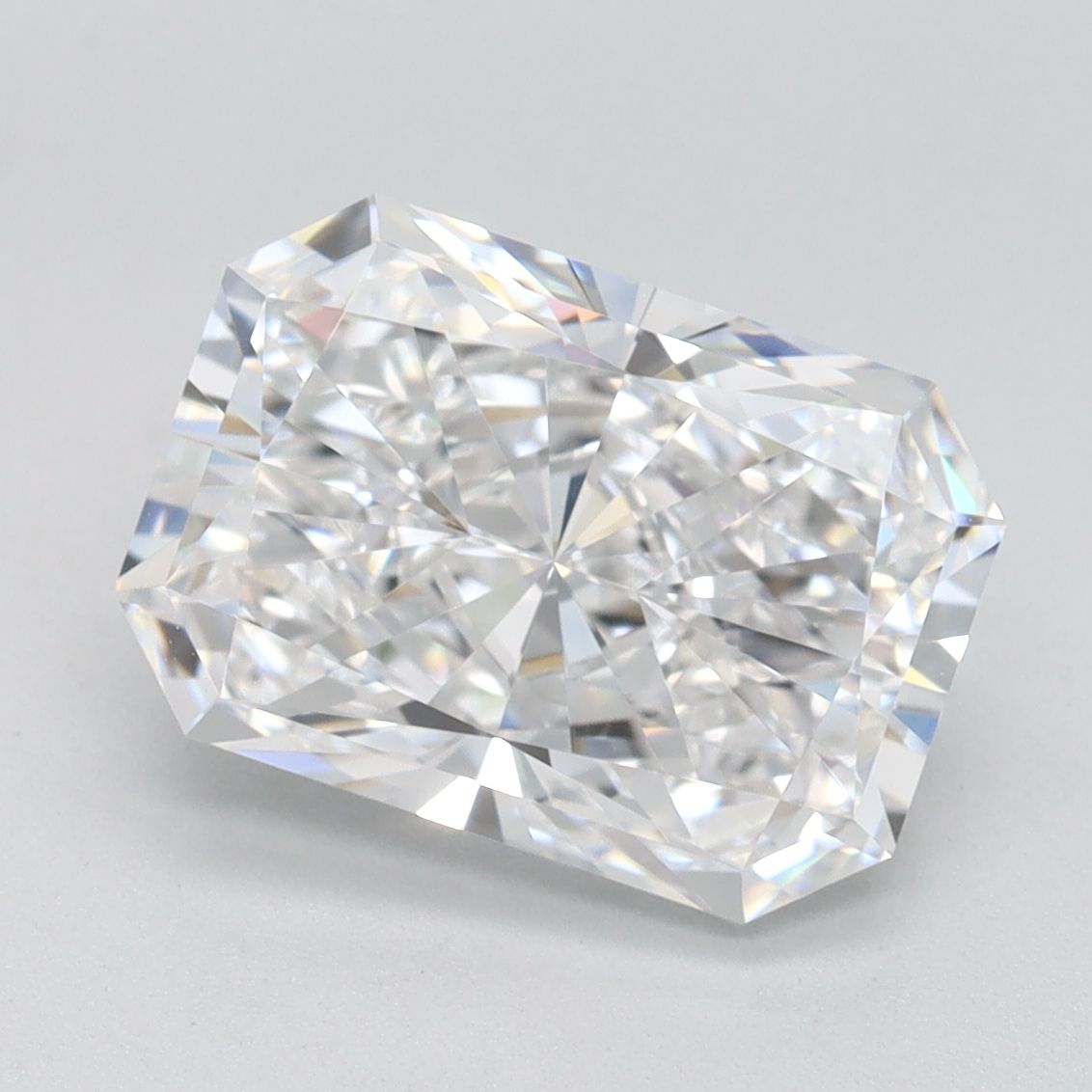 2.92 ct. radiant Lab Grown Diamond front image