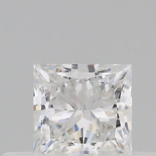 0.27 ct lab-grown Princess Diamond