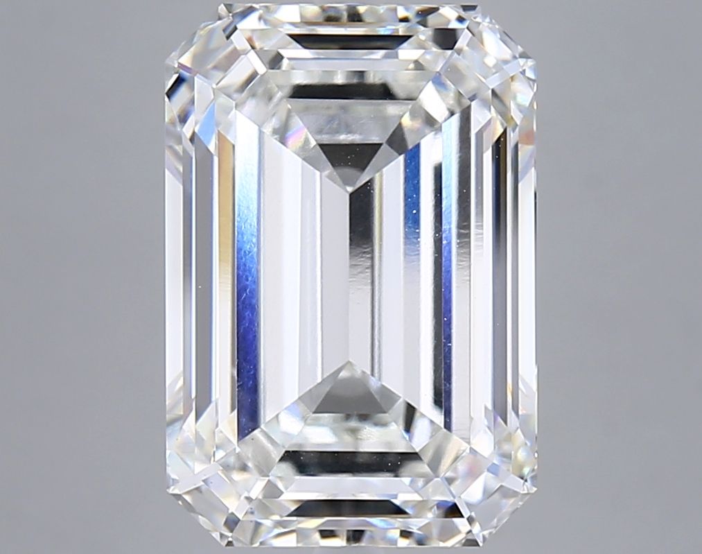 11.04 ct. emerald Lab Grown Diamond front image
