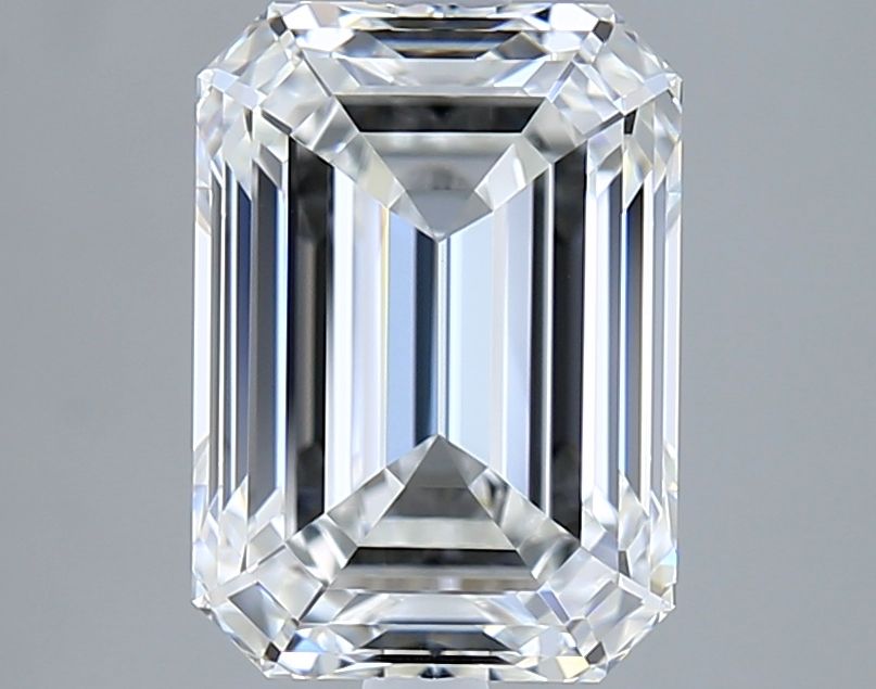 3.01 ct Emerald diamond