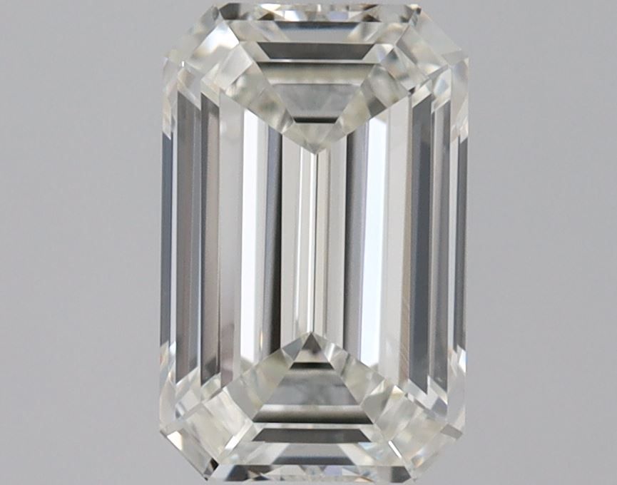 0.80 ct Emerald diamond