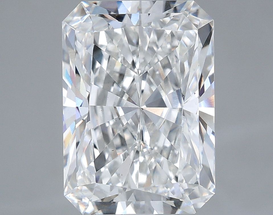 4.56 ct. radiant Lab Grown Diamond front image