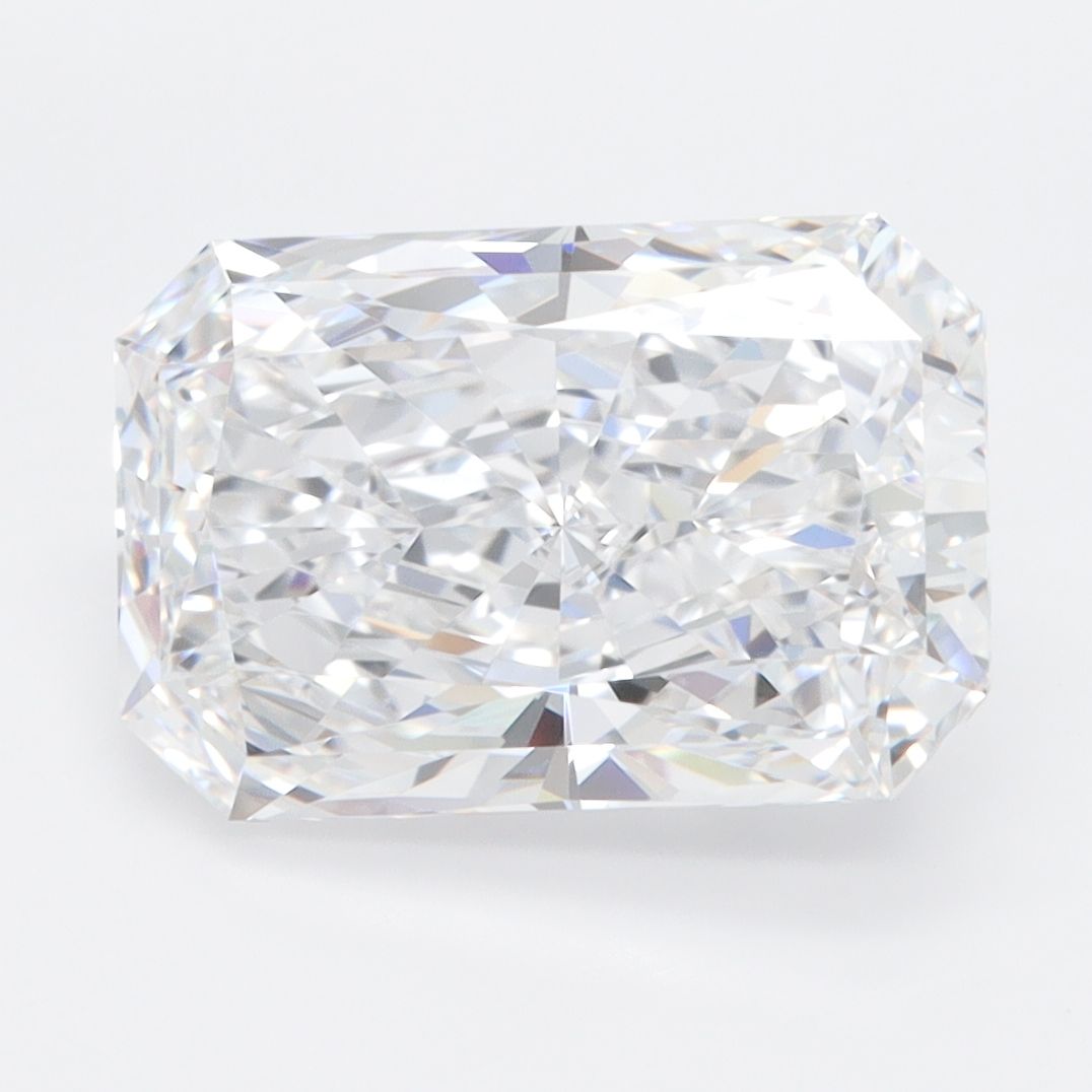 4.30 ct. radiant Lab Grown Diamond front image