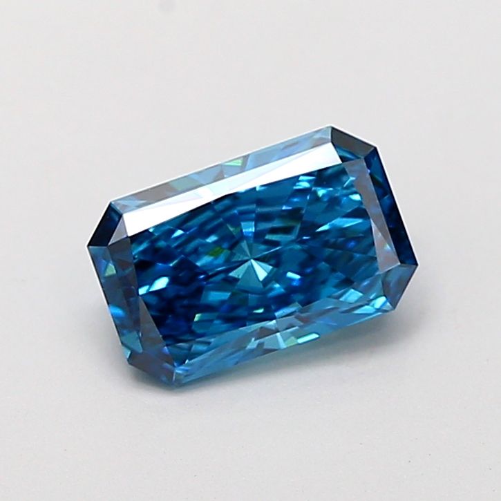 1.12 ct Radiant diamond