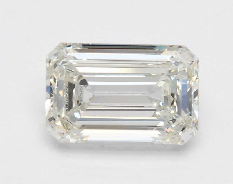1.21 ct. emerald Lab Grown Diamond front image
