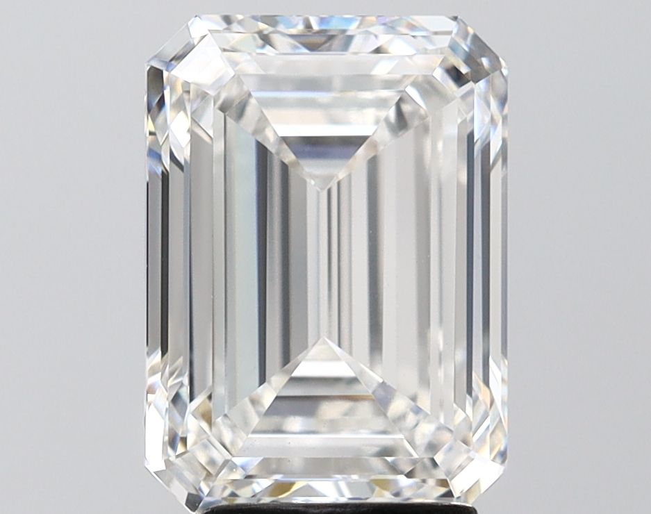 4.03 ct. emerald Lab Grown Diamond front image