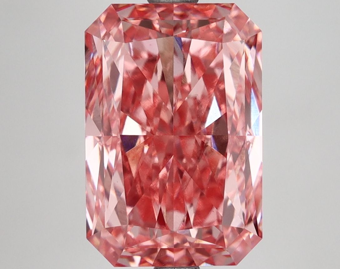 4.64 ct. radiant Lab Grown Diamond front image