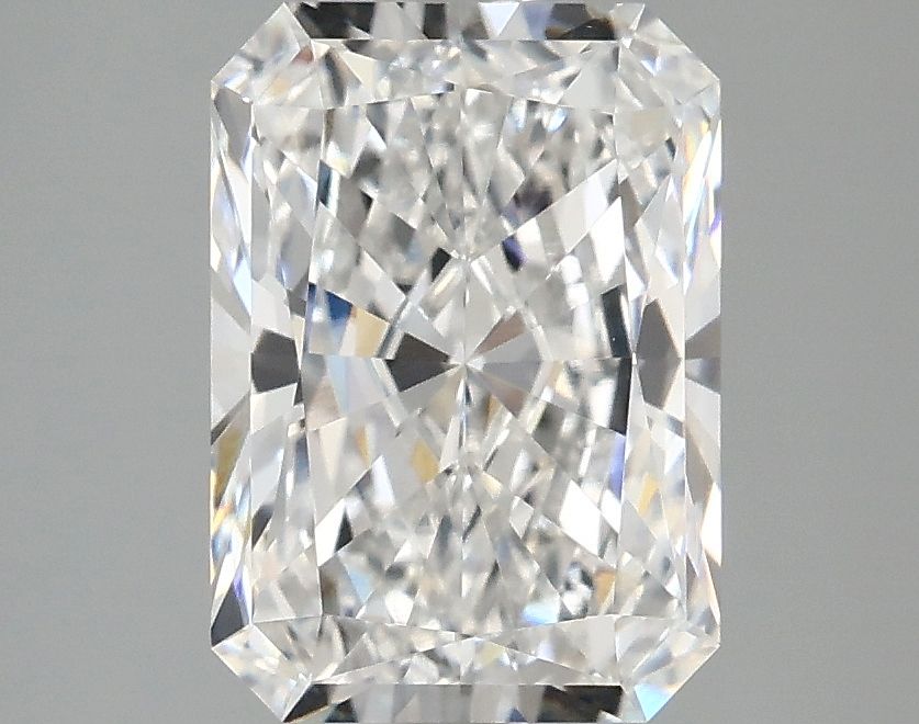 2.57 ct. radiant Lab Grown Diamond front image